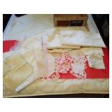 BOX OF AN ASSORTMENT OF DOILIES