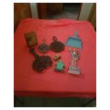 MISCELLANOUS DECORATIVE ITEMS