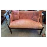 VELVET QUAINT LOVESEAT