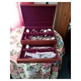 BOX OF MISC ANTI TARNISH SILVERWARE