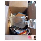 BOX OF MISC KITCHEN ITEMS