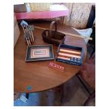 PATRIOTIC DECOR ITEMS