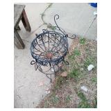 5 METAL PLANT STANDS