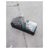 ROUNDUP, BOX AND TWO HOSE HANGOUTS