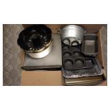 BAKING PANS