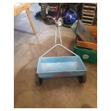 RED DEVIL FERTILIZER/ GRASS SPREADER