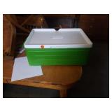 COLEMAN PARTY STACKER COOLER