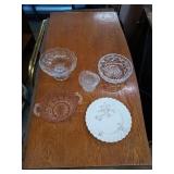 5 PIECES OF DECORATIVE GLASS