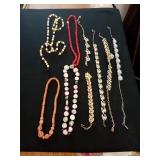 COSTUME JEWELRY NECKLACES