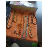 8 COSTUME JEWELRY NECKLACES