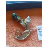 JADE AND CULTURED PEARL PIN