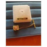 GOLD LIKE STONE TIE CLASP