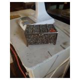 VINTAGE JEWELRY BOX