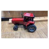 CASE INTERNATIONAL 7130 TOY TRACTOR