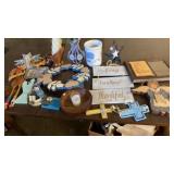 VARIETY OF HOME DECORATIONS