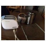 BLACK AND DECKER TOASTER, WEAR-EVER PRESSURE