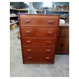 5 DRAWER WOOD CHEST OF DRAWERS
