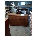 WOOD BUFFET HUTCH