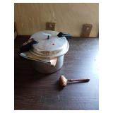 GAVEL AND VINTAGE PRESSURE COOKER
