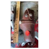 LEATHER GUN HOLSTER