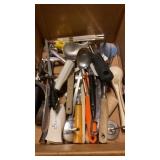 BOX OF KITCHEN UTENSILS