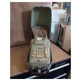 VINTAGE VICTOR TEN KEY MACHINE IN A CASE