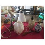VARIETY OF SMALL LAMPS