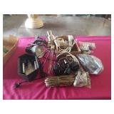 DESK LAMPS AND MISCELLANOUS ELECTRICAL ITEMS