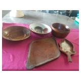 WOOD BOWLS AND SERVING TRAYS