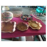 WOOD BOWLS, BASKETS AND DECORATIVE ITEMS