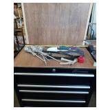 GARDEN STAKES, SPRAYER, SHOVELS