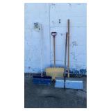 3 SHOVELS AND A HANDLE