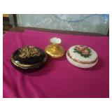 CANDY DISHES AND A VASE