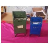 2 MAIL BOX PIGGY BANKS