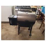 TRAEGER WOOD PALLET GRILL