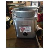 ELECTRIC CUISINART YOGURT AND SORBET MAKER