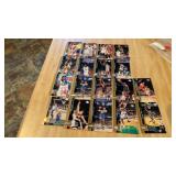 18 UPPER DECK NBA BASKETBALL CARDS