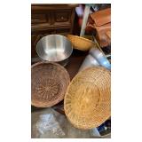 MIXING BOWL, BASKETS AND STRAINER WITH WOODEN