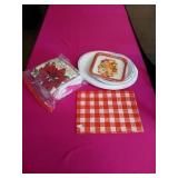 FALL PAPER PLATES, NAPKINS, MISC