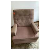 LIKE NEW SWIVEL ROCKING  BERKLINE OF OHIO CHAIR