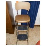 METAL KITCHEN STEP STOOL/CHAIR