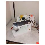 BABY LOCK CRAFTERS CHOICE SEWING MACHINE