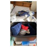 TOTE WITH 3 PILLOWS , BLANKET, THROW, FLAT SHEET