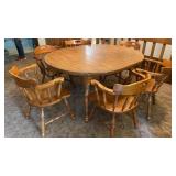 NICE DINING ROOM TABLE WITH 6 CAPTAIN CHAIRS