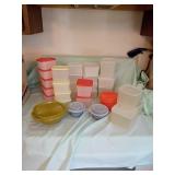 SEVERAL PLASTIC FOOD CONTAINERS