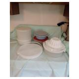 PLASTIC FOOD STORAGE CONTAINERS