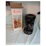 COFFEE POT AND HOT/COLD PUMP THERMOS