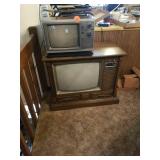 SYLVANIA SWIVEL 13" TV AND A MAGNAVOX CONSOLE TV