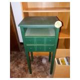 25 IN SMALL SIDE TABLE WITH 2 DRAWERS, C