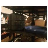 BLUE SPECKLED CANNER AND A LARGE TRAY